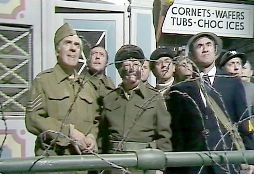 Gordon Peters as the lighthouseman in Dad’s Army (between Capt Mainwaring and Warden Hodges).