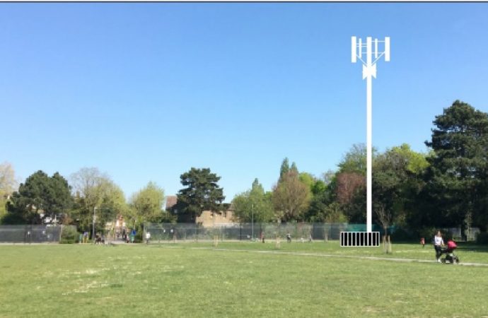 New battle over phone mast in Victoria Recreation Ground