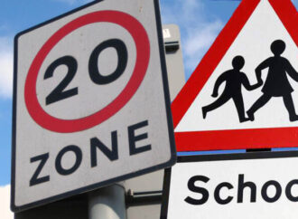 Deadline looms for signing 20mph Long Ditton petition