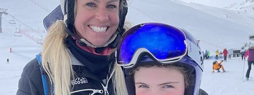 Help skier Jolie race to the top